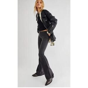 We The Free People 29 Penny Pull-On Flare Jeans Black Wash Strech Festival
